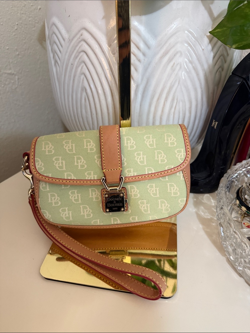 Vintage y2k dooney & Bourke Light Green Monogram Crossbody Wristlet with Tan Tri